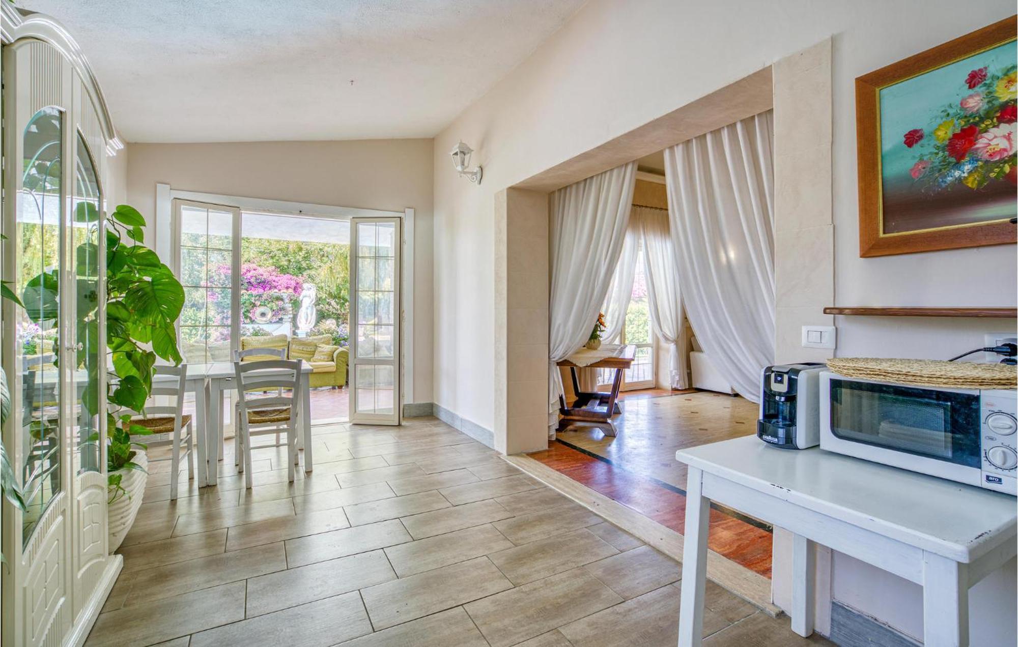 Beautiful Home In Fiumicino With Wifi Extérieur photo